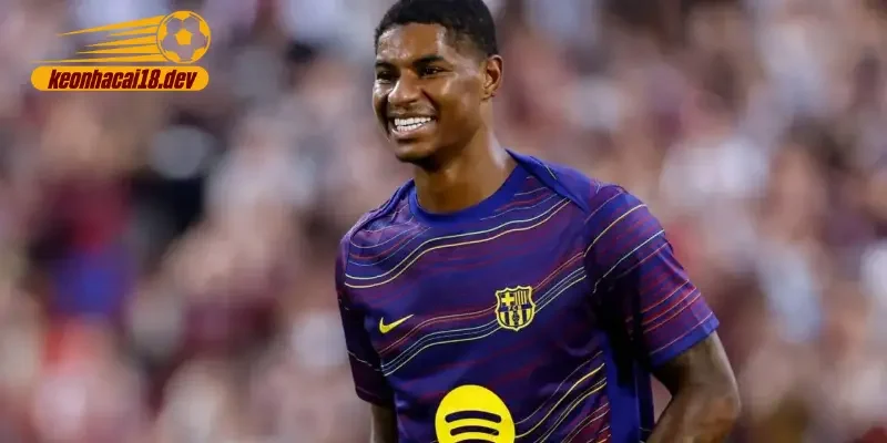 Rashford – mảnh ghép Hansi Flick cần cho hàng công Barcelona